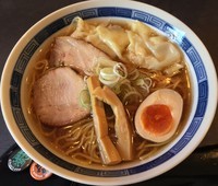 「海老ワンタンらぁめん（￥900）」@らぁめん 直の写真