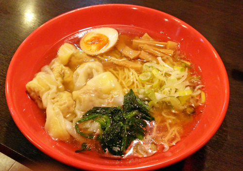 ワンタンメン
