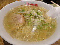 「塩ラーメン」@游亀亭の写真
