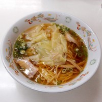「ワンタンメン（530円）」@ラーメン あづま家の写真
