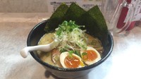 「白きちラーメン 全部のせ」@ラーメン きちの写真