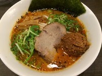 「牛骨担々麺」@牛骨ラーメン 香味徳の写真