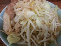 「ラーメン ブタ(野菜 アブラ)」@ラーメン二郎 池袋東口店の写真