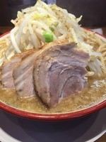 「らーめん【¥750】」@らーめん バリ男 新橋本店の写真