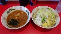 「ラーメン（680円）＋つけ麺（100円）ニンニク山椒玉ねぎ」@ラーメン英二の写真