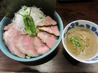 「限定　鯛ポタつけ麺（９５０円）＋大盛＋チャーシュー」@らー麺屋 バリバリジョニーの写真
