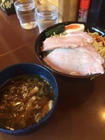 「冷やしもりそば大盛り ローストポーク1枚100円追加」@UNDER GROUND RAMENの写真