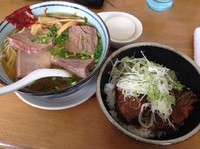 「6月6日限定 ディープな蕩ける牛舌拉麺B」@MENYA 食い味の道有楽の写真