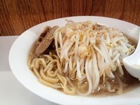 「小ラーメン(ニンニク少なめヤサイアブラ)」@ラーメン だるま 戸畑本店の写真