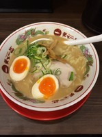 「味玉ラーメンこってり」@天下一品 上野アメ横店の写真