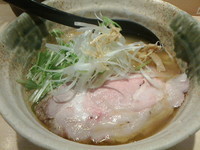 「あご塩ラーメン＋ライス中」@焼きあご塩らー麺 たかはし 新宿本店の写真