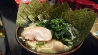 「とんこつ塩ラーメン：並」@横浜家系ラーメン 一蓮家 鴻池新田店の写真