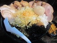 「濃厚まぜそば（７５０円）＋チャーシュー＋味玉」@濃麺 海月の写真