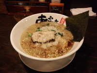 「醬油背脂麺」@麺屋 あごすけの写真