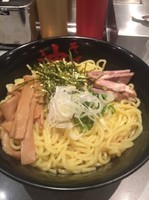 「油そば w盛」@東京油組総本店 赤坂見附組の写真