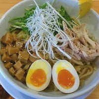 「サラダ宣言。７８０円（ 昼のみ数量限定）」@博多らーめん バリ龍の写真