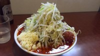 「辛麺・小（８００円）野菜・ニンニク・辛味玉」@豚星。の写真