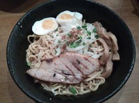 「油そば（大盛り）」@ひろやの写真