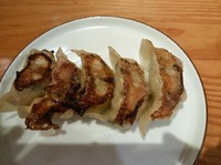 「谷中餃子350円」@麺や ひだまりの写真