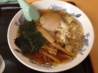 「正油ラーメン （320円、タイムサービス）」@梅もと 溝の口店の写真