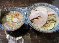 「限定　豚骨魚介つけそば（８５０円）＋チャーシュー」@特級鶏蕎麦 龍介の写真