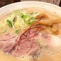 「ラーメン(大)」@西中島 光龍益の写真