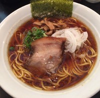 「軍鶏正油ラーメン 680円」@麺家 うえだの写真