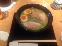 「味玉鶏ソバ塩」@恵比寿若どりの写真