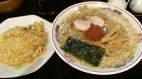「背脂辛味噌ラーメン 大盛り 背脂多め 半チャーハン サービス ¥」@半チャンラーメンの店 つかさの写真