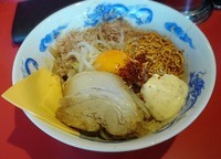 「まぜそば 770円」@ジャンクガレッジ 白岡店の写真