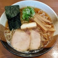 「醤油らぁめん」@煮干らぁめん なかじまの写真