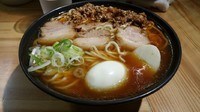 「激辛ラーメン(中盛)(600円)+玉子(50円)」@北大塚ラーメンの写真