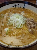 「味噌ラーメン」@すみれ 札幌中の島本店の写真