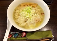 「冷やし塩ワンタン麺」@TSURUMEN 大阪城北詰店の写真
