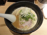 「豚骨魚介らーめん」@らーめん伊藝 大淀本店の写真