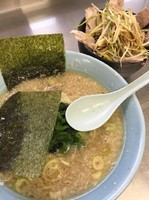 「ラーメン➕ネギチャーシュー丼」@ラーメンショップ 野田店の写真