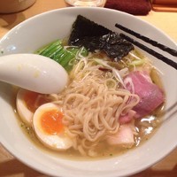 「特製塩そば」@饗 くろ㐂の写真