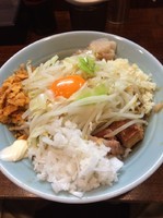 「まぜそは850円玉葱50円 トッピング全部」@麺屋 鳳の写真