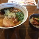 濃厚魚出汁醤油+大蒜辛肉飯