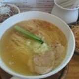 塩らぁめん ピリ辛しらがねぎ