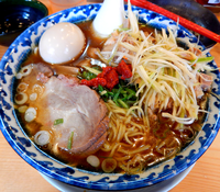 「葱盛り中華そば+味玉（880円）」@三代目 藤村商店の写真