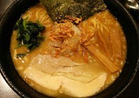 「背脂げんこつらーめん＋味噌味　750＋50円」@東葛大賞典の写真