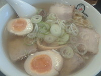 「ラーメン、味たま、サービスライス」@喜多方ラーメン 坂内 西五反田店の写真