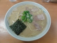 「中華そば（小）」@岡本中華 小松島本店の写真