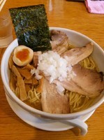 「煮干しそば（中）＋チャーシュー増しハーフ＋ハーフ玉子」@煮干そば とみ田の写真