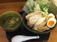 「特製かつお出汁の冷やしそば」@中華そば 極宇の写真