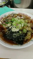 「青島ラーメン(ほうれん草、ネギ追加)」@青島食堂 秋葉原店の写真