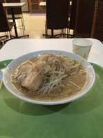 「らーめん 720円」@ジャンクガレッジ イオンレイクタウンmori店の写真