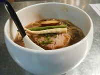 「しょうゆらーめん(並盛・150g)800円」@らぁめん家 有坂の写真