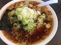 「青島ラーメン 720円＋薬味刻みねぎ 50円」@青島食堂 曲新町店の写真